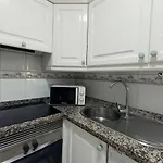 Argos Sunset דירה